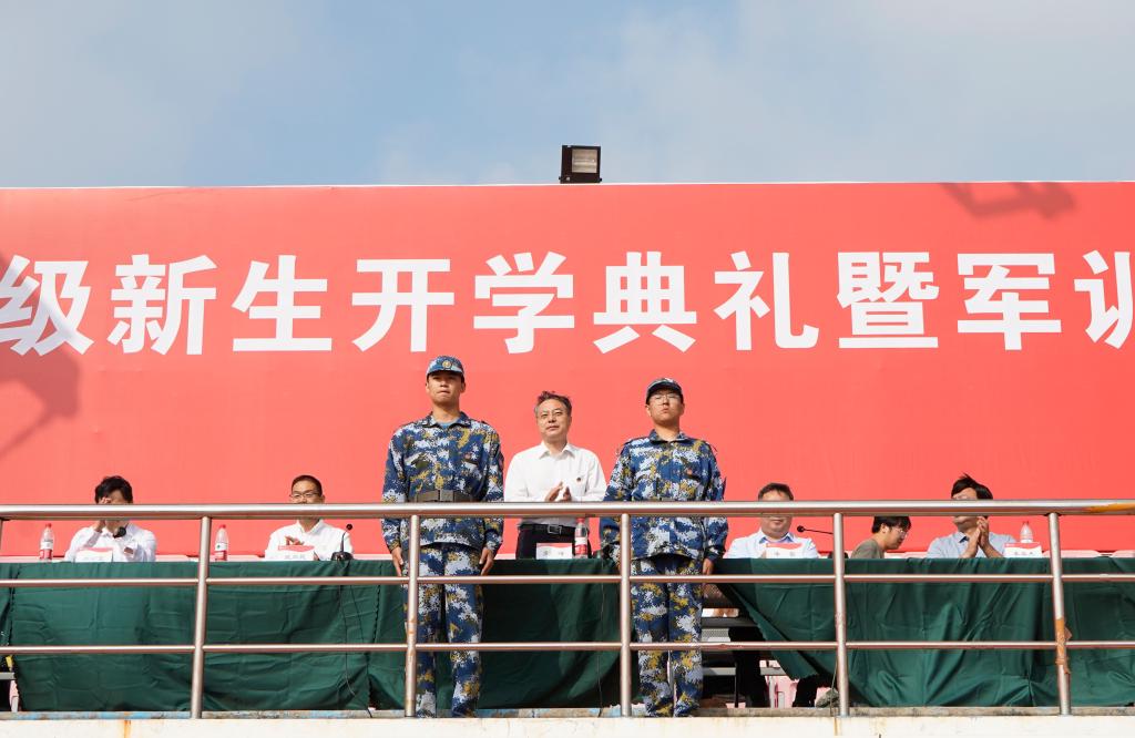 20240929军训暨开学典礼-市中校区照片17.jpg